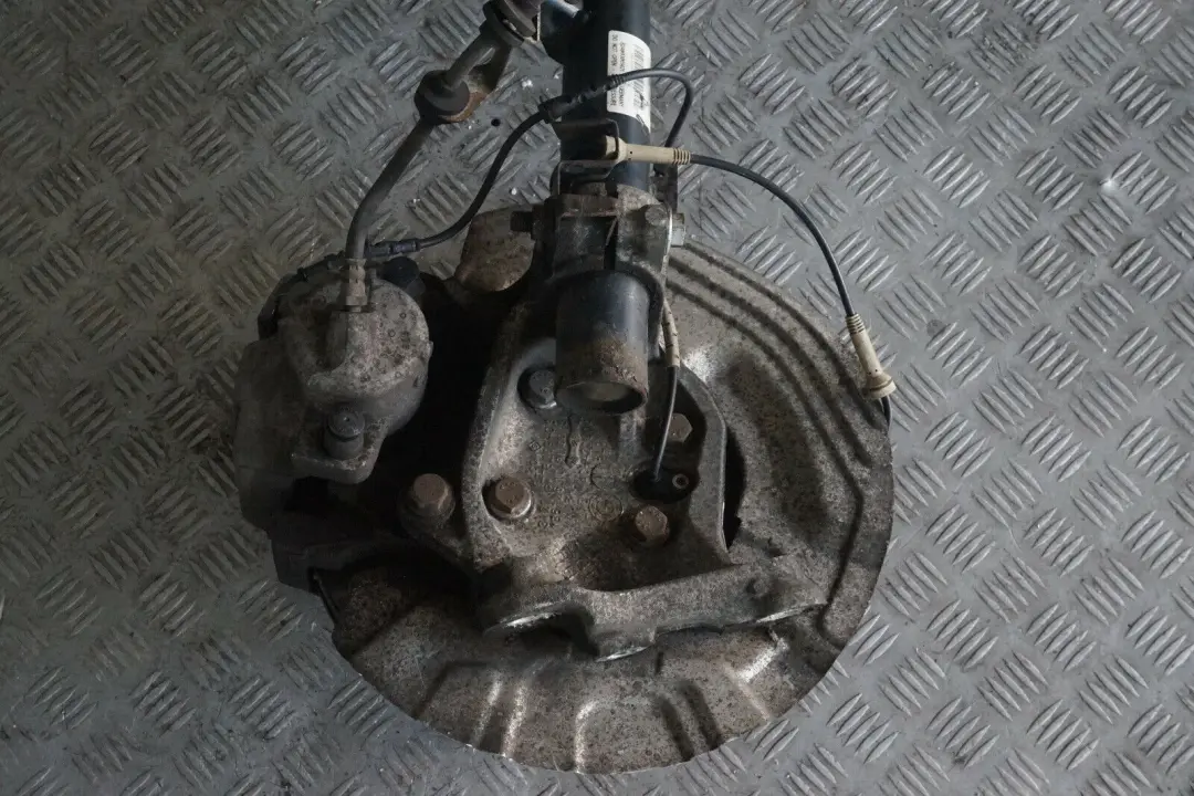 BMW E90 330d M57N2 Delantero Izquierdo Muelle Strut Freno Pierna Suspension - SKU 6786001-1 - Número de pieza 6786001