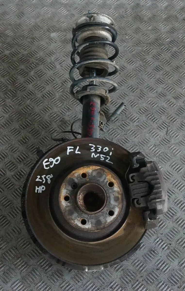 N52 Frente Izquierda Spring Strut Brake Suspension Pierna para BMW E90 330i con número de pieza 6786001 BMW E90 330i N52 Frente Izquierda Spring Strut Brake Suspension Pierna - SKU 6786001-2 - Número de pieza 6786001