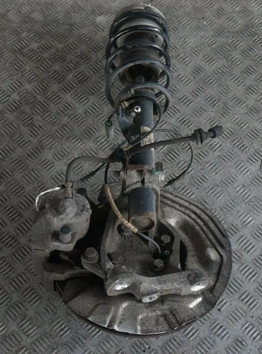 N52 Frente Izquierda Spring Strut Brake Suspension Pierna para BMW E90 330i con número de pieza 6786001 BMW E90 330i N52 Frente Izquierda Spring Strut Brake Suspension Pierna - SKU 6786001-2 - Número de pieza 6786001