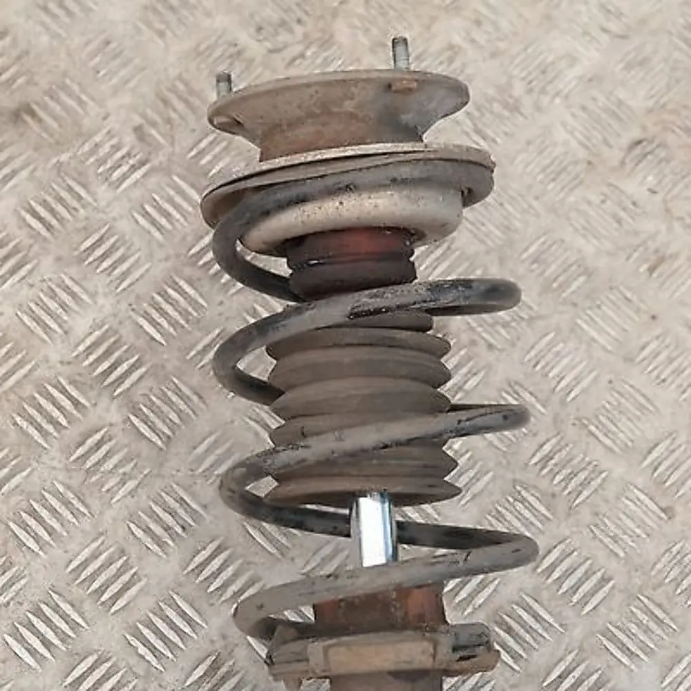 M47N2 Front Right O/S Spring Strut Brake Suspension Leg to BMW 3 Series E91 318d with Part number 6786014 BMW 3 Series E91 318d M47N2 Front Right O/S Spring Strut Brake Suspension Leg - SKU 6786014-2 - Part number 6786014