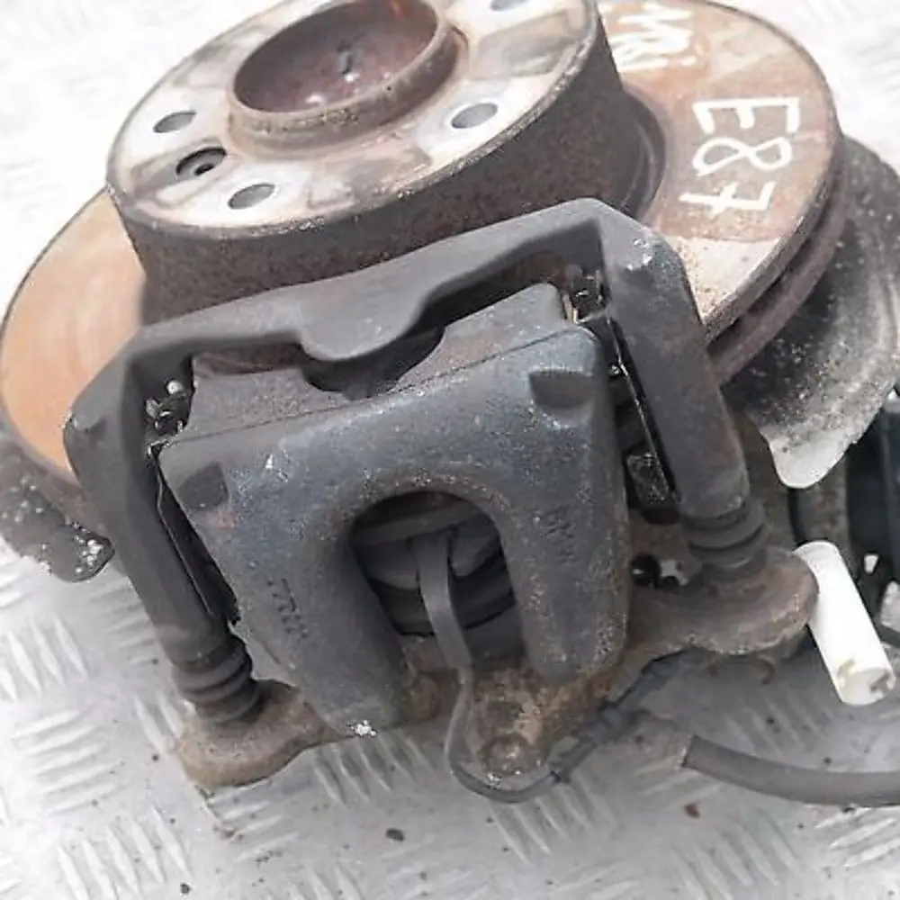 BMW 1 E87 118i N46 Vorne Links Stoßdämpfer Federbein Bremsscheibe Bremssattel - SKU 6786017-10 - Teilenummer 6786017