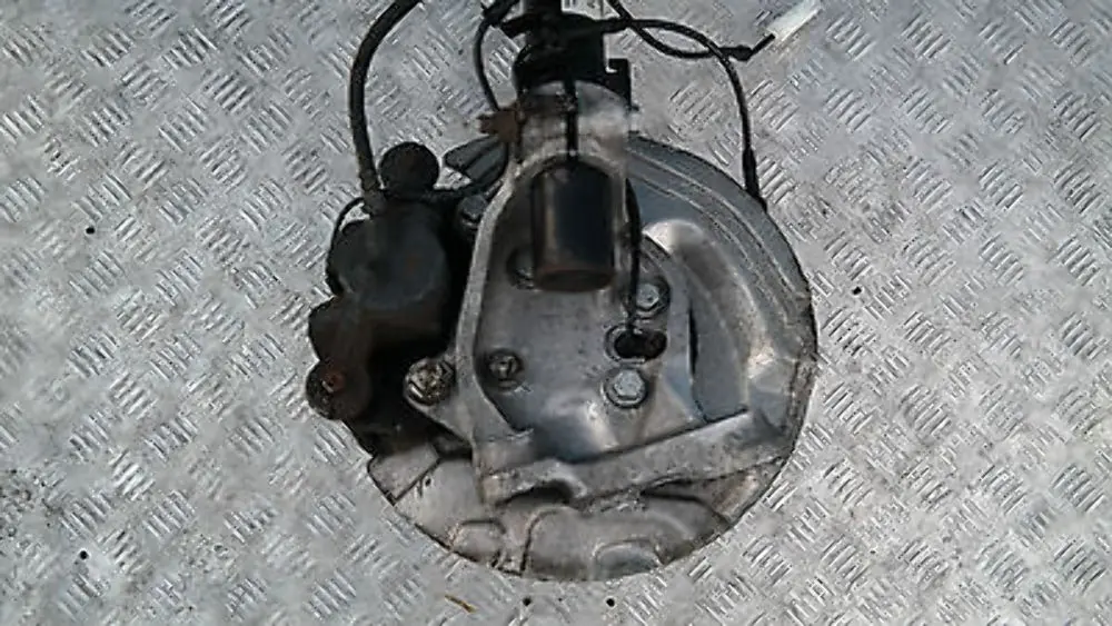 BMW 1 E87N 116i N43 Front Left N/S Spring Strut Brake Suspension Leg Hub Axle - SKU 6786017-11 - Part number 31316786017