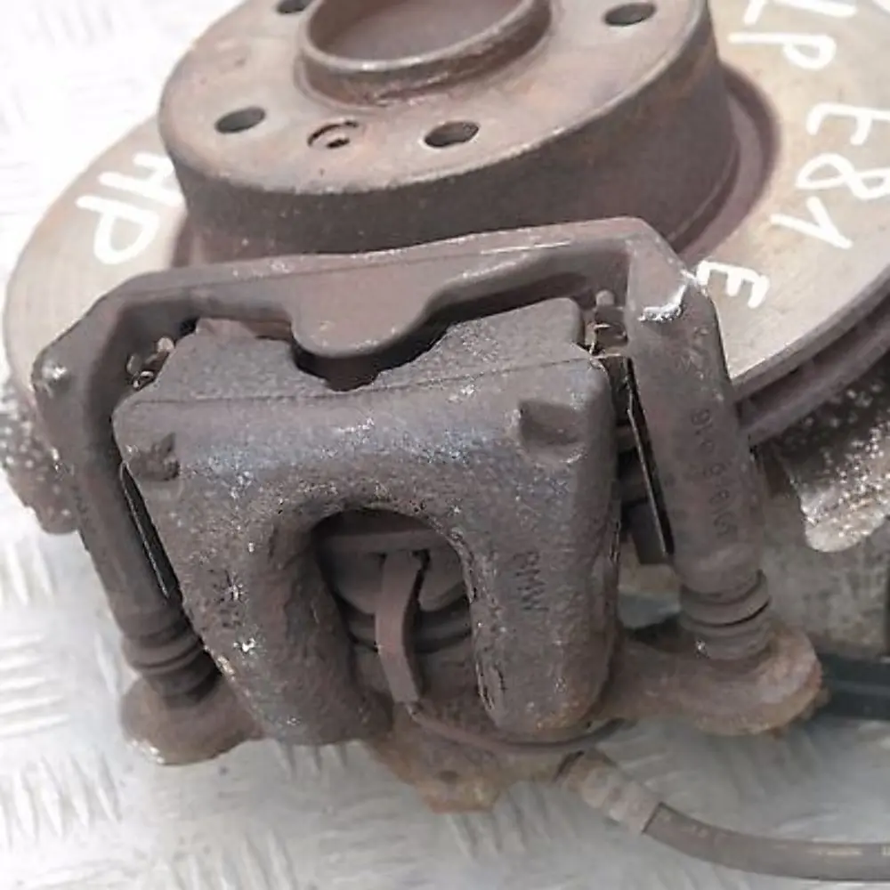 N43 Amortyzator Zwrotnica Lewy Przód do BMW E81 116i o numerze 31316786017 BMW E81 116i N43 Amortyzator Zwrotnica Lewy Przód - SKU 6786017-3 - Numer Części 31316786017