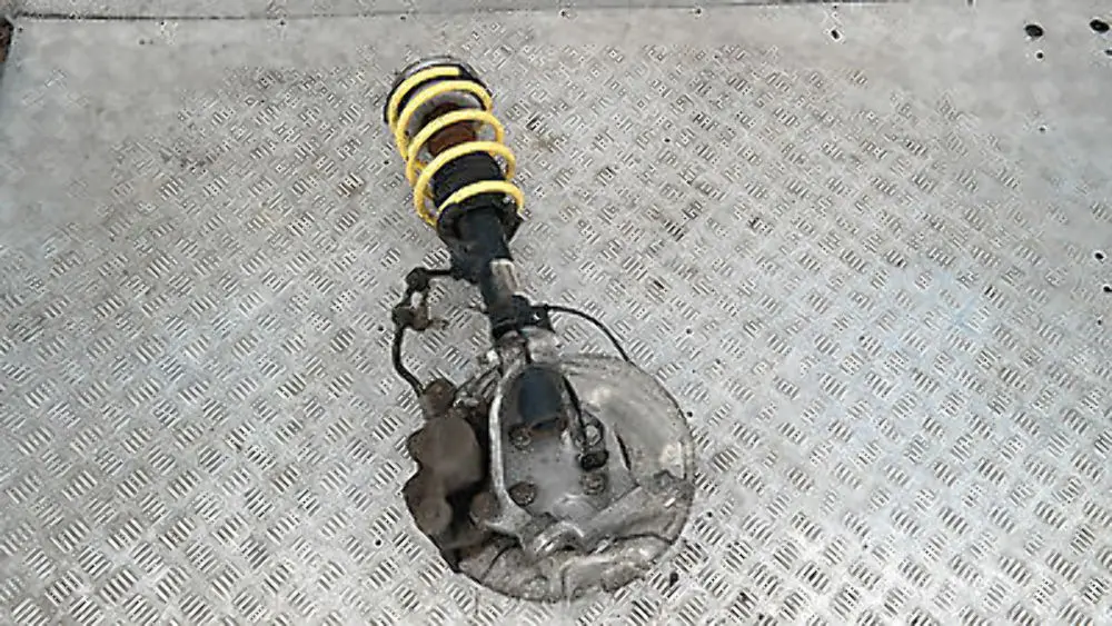 Delantero Izquierdo suspensión de muelle pata de cabra eje para BMW E87N 116i con número de pieza 31316786017 BMW E87N 116i Delantero Izquierdo suspensión de muelle pata de cabra eje - SKU 6786017-5 - Número de pieza 31316786017