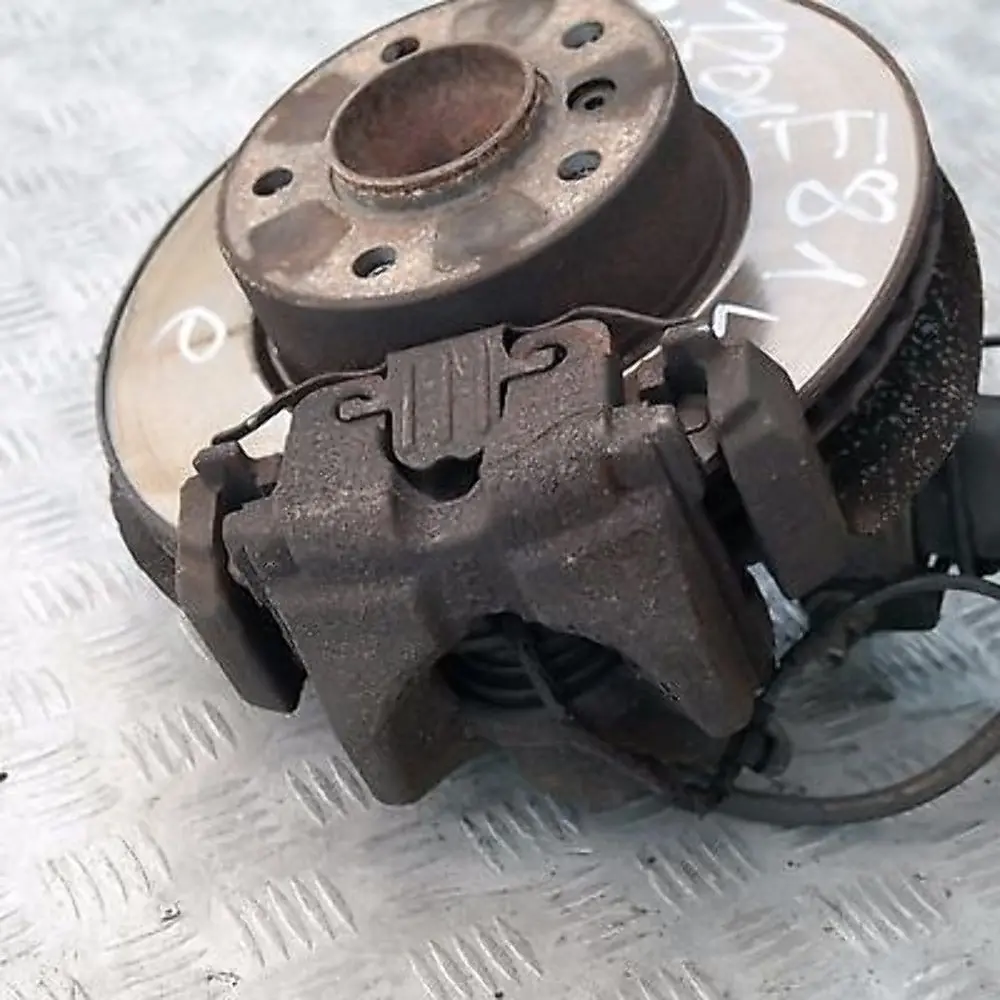 N47 177PS Set Stoßdämpfer Federbein Schwenklager Vorne Links für BMW 1 er E81 120d mit Teilenummer 6786021 BMW 1 er E81 120d N47 177PS Set Stoßdämpfer Federbein Schwenklager Vorne Links - SKU 6786021 - Teilenummer 6786021