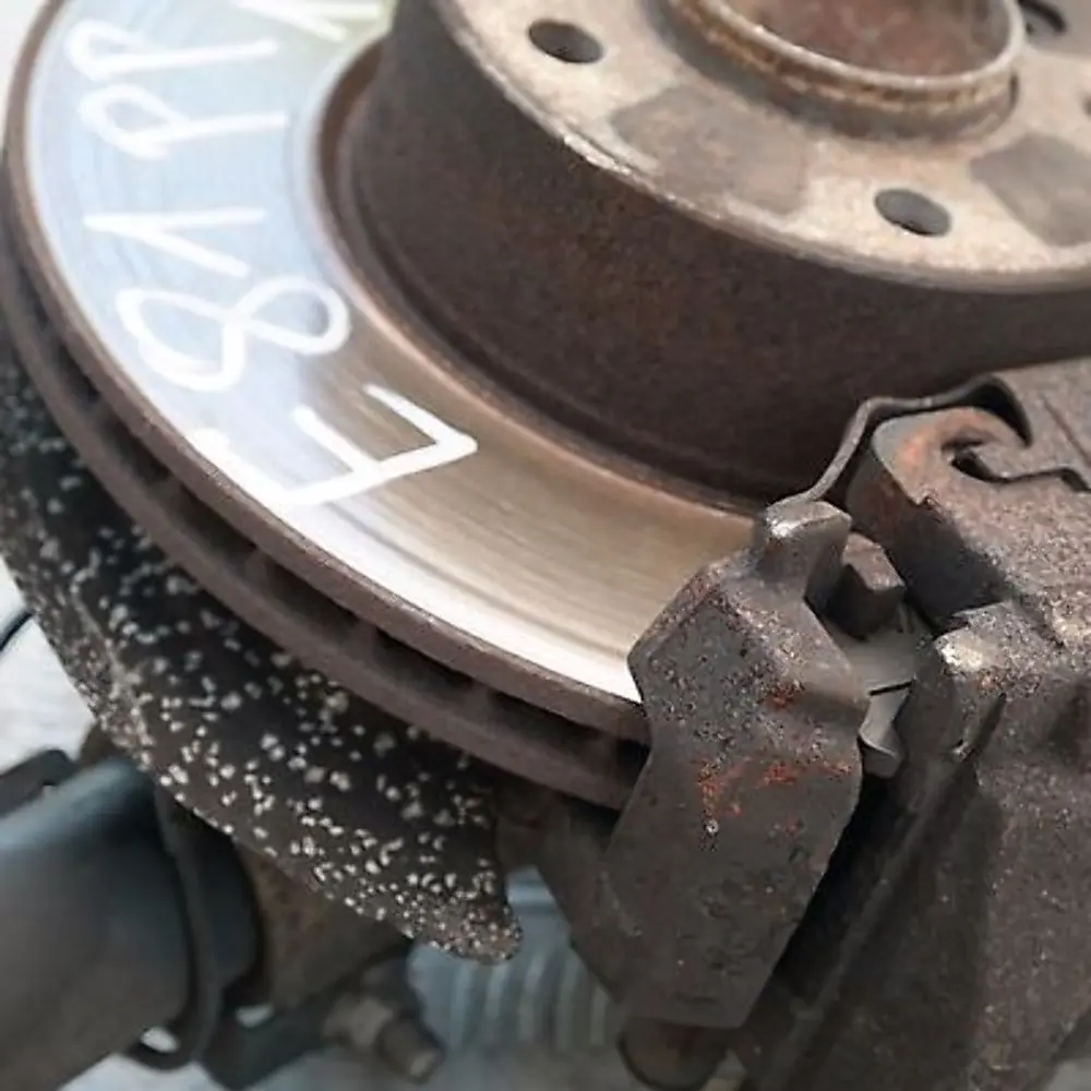 177PS N47 Set Stoßdämpfer Federbein Schwenklager Vorne Recht für BMW 1 er E81 120d mit Teilenummer 6786022 BMW 1 er E81 120d 177PS N47 Set Stoßdämpfer Federbein Schwenklager Vorne Recht - SKU 6786022 - Teilenummer 6786022