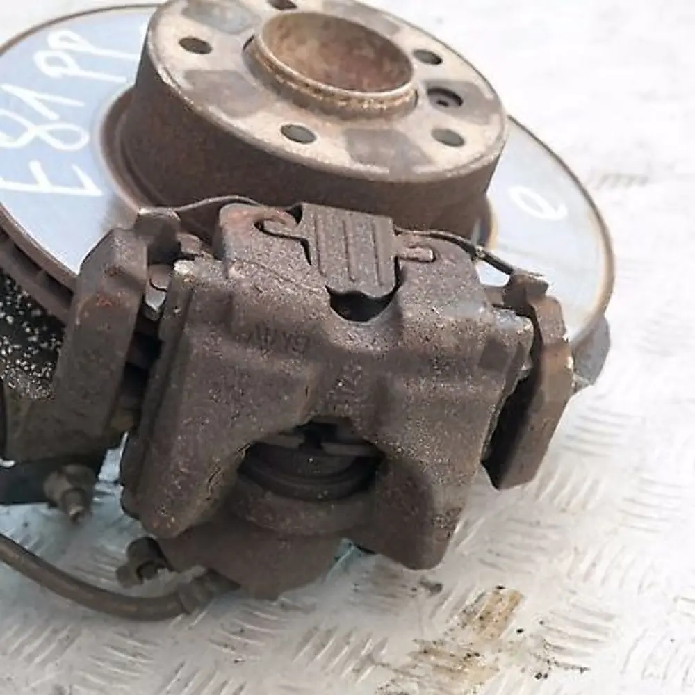 BMW E82 123d N47S Amortyzator zwrotnica prawa - SKU 6786022 - Numer Części 6786022