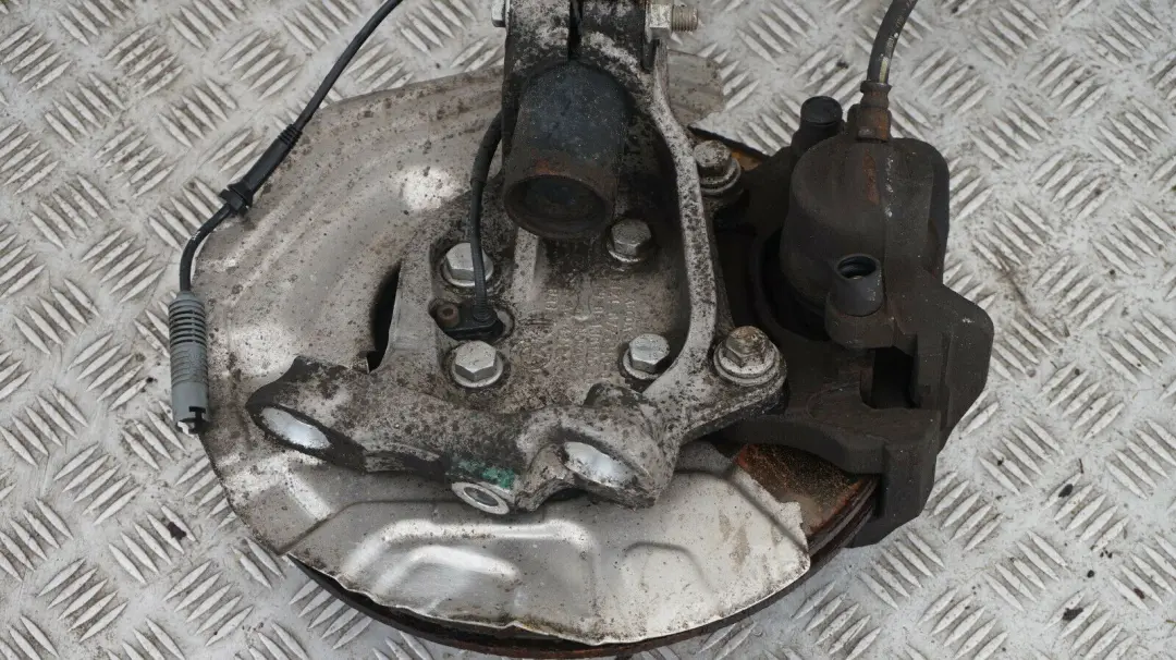 N47S M Sport Stoßdämpfer Federbein Schwenklager Vorne Rechts für BMW 1 er E82 123d mit Teilenummer 6786024 BMW 1 er E82 123d N47S M Sport Stoßdämpfer Federbein Schwenklager Vorne Rechts - SKU 6786024-1 - Teilenummer 6786024