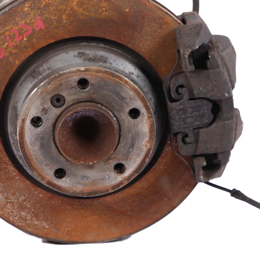 BMW 1 E88 123d N47S M Sport Federbein Vorne Links mit Bremse und Radnabe - SKU 6786027 - Teilenummer 6786027