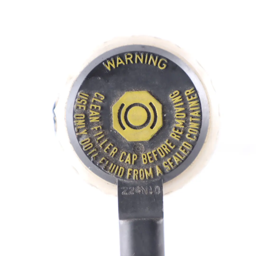 Tappo serbatoio liquido freni con interruttore di allarme per BMW F10 con numero di parte 6786731 BMW F10 Tappo serbatoio liquido freni con interruttore di allarme - SKU 6786731 - Numero di parte 6786731