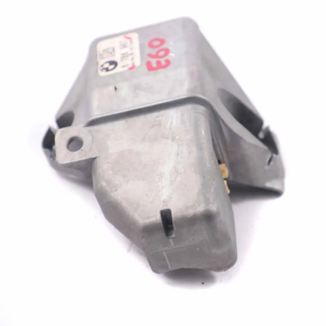 Blokada Kolumny Kierownicy 6780872 do BMW E60 E61 E63 o numerze 6786907 BMW E60 E61 E63 Blokada Kolumny Kierownicy 6780872 - SKU 6786907 - Numer Części 6786907
