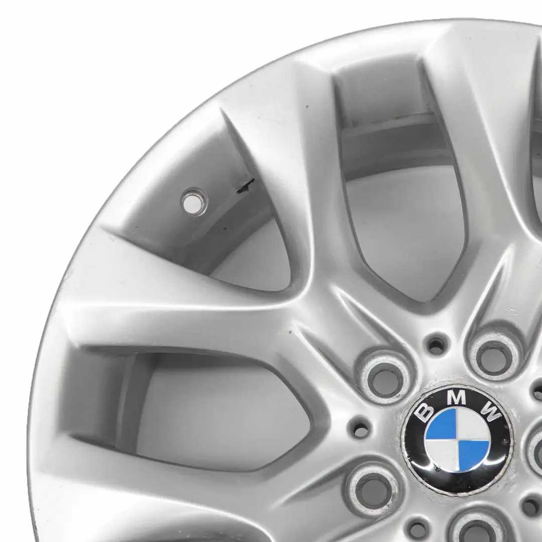 Cerchio Lega Argento 19" ET:48 9J Star Spoke 334 per BMW X5 E70 con numero di parte 6788007 BMW X5 E70 Cerchio Lega Argento 19" ET:48 9J Star Spoke 334 - SKU 6788007-1 - Numero di parte 6788007