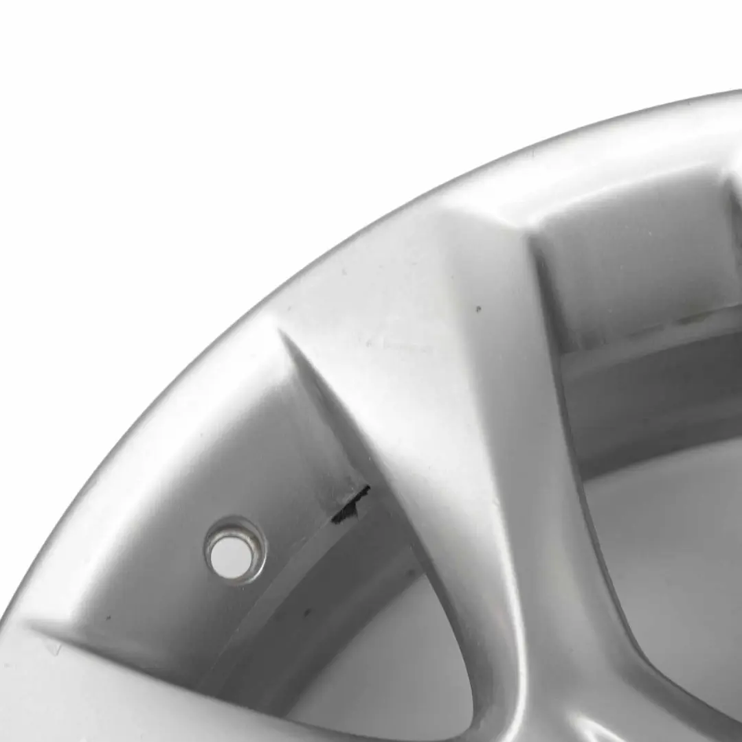 Silberne Leichtmetallfelge 19" ET:48 9J Sternspeiche 334 für BMW E70 mit Teilenummer 6788007 BMW E70 Silberne Leichtmetallfelge 19" ET:48 9J Sternspeiche 334 - SKU 6788007-1 - Teilenummer 6788007