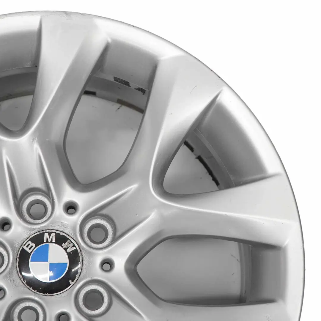Silberne Leichtmetallfelge 19" ET:48 9J Sternspeiche 334 für BMW E70 mit Teilenummer 6788007 BMW E70 Silberne Leichtmetallfelge 19" ET:48 9J Sternspeiche 334 - SKU 6788007-2 - Teilenummer 6788007