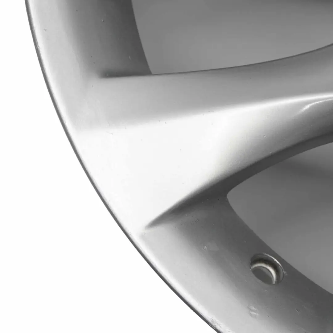 Silberne Leichtmetallfelge 19" ET:48 9J Sternspeiche 334 für BMW E70 mit Teilenummer 6788007 BMW E70 Silberne Leichtmetallfelge 19" ET:48 9J Sternspeiche 334 - SKU 6788007-2 - Teilenummer 6788007