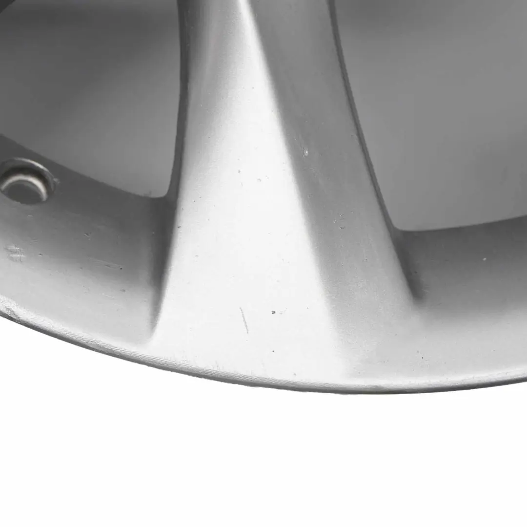 Cerchio Lega Argento 19" ET:48 9J Star Spoke 334 per BMW X5 E70 con numero di parte 6788007 BMW X5 E70 Cerchio Lega Argento 19" ET:48 9J Star Spoke 334 - SKU 6788007-2 - Numero di parte 6788007