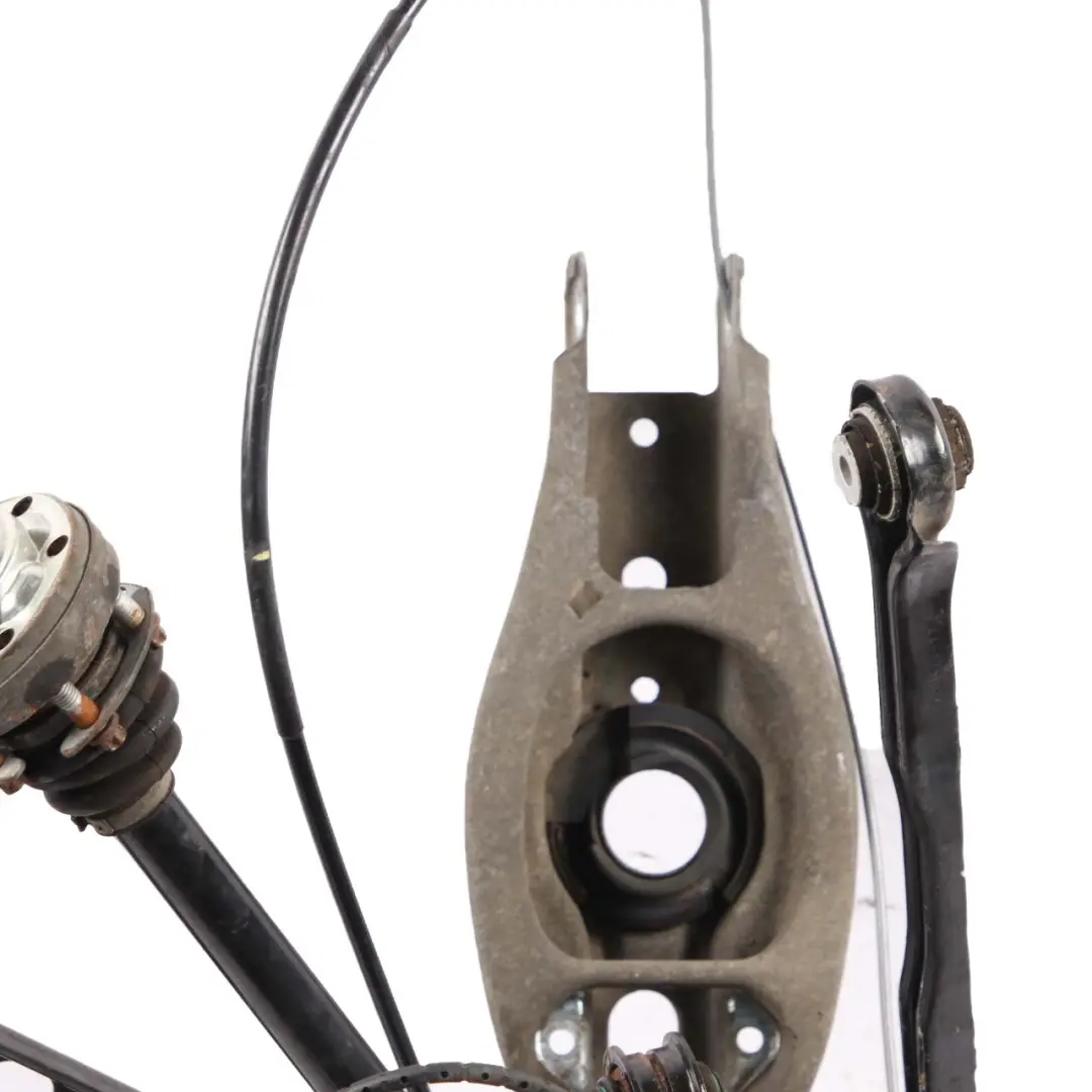 Moyeu Roue Essieu Arrière Gauche 20i Suspension Etrier Disque Frein pour BMW X1 E84 à propos du numéro de pièce 6788049 BMW X1 E84 Moyeu Roue Essieu Arrière Gauche 20i Suspension Etrier Disque Frein - SKU 6788049-3 - Numéro de pièce 6788049