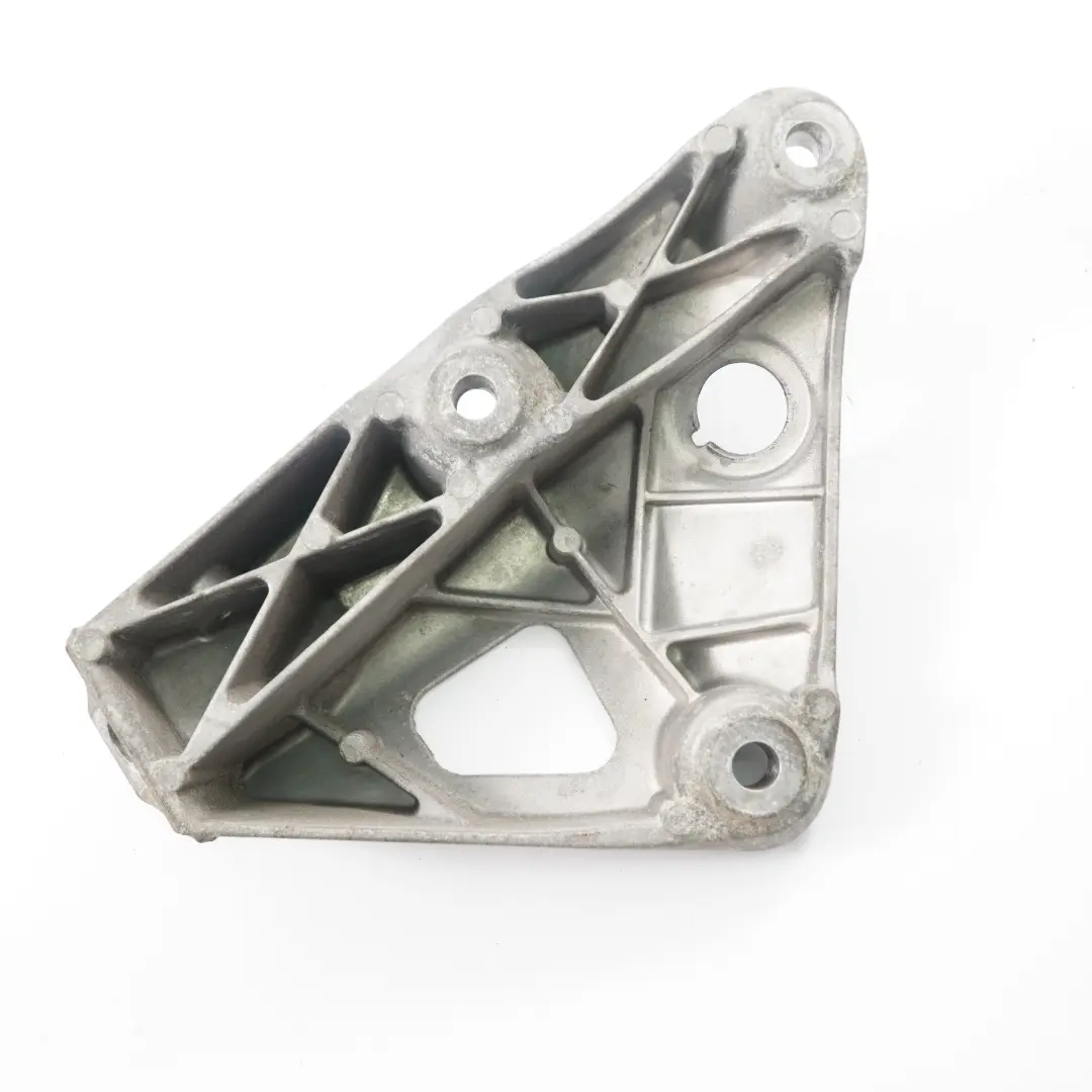 BMW F30 F32 330d 430d N57N Support de support gauche - SKU 6788615 - Numéro de pièce 6788615