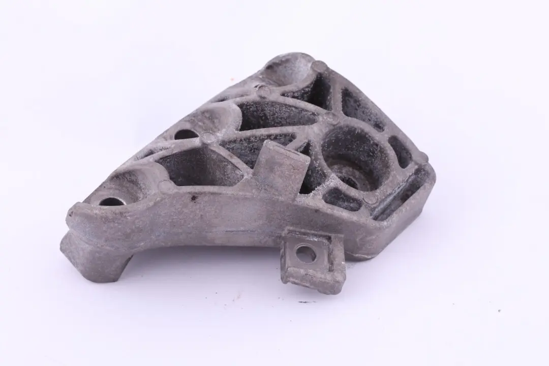 N47N Engine Supporting Bracket to BMW Mini Cooper R55 R56 R57 LCI R58 R59 with Part number 6788664 BMW Mini Cooper R55 R56 R57 LCI R58 R59 N47N Engine Supporting Bracket - SKU 6788664 - Part number 6788664