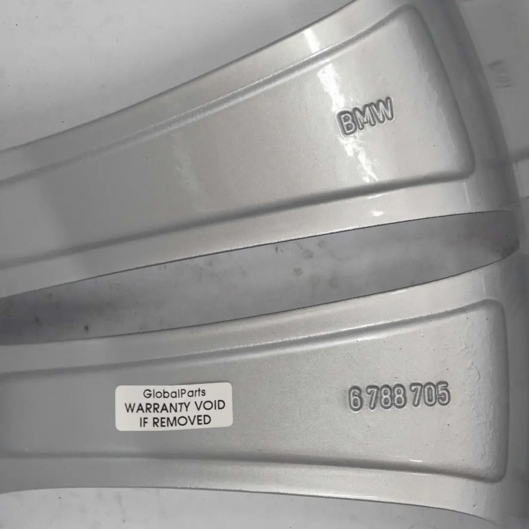 20" Doble Radio 316 8,5J ET:25 Llanta de Aleación Ligera Plateada para BMW F01 F07 con número de pieza 6788705 BMW F01 F07 20" Doble Radio 316 8,5J ET:25 Llanta de Aleación Ligera Plateada - SKU 6788705 - Número de pieza 6788705