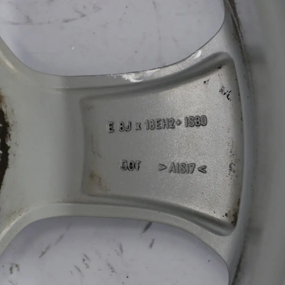 Alloy Wheel Rim 18" 8J ET:30 Star Spoke 320 to BMW X1 E84 Silver with Part number 6789143 BMW X1 E84 Silver Alloy Wheel Rim 18" 8J ET:30 Star Spoke 320 - SKU 6789143-3 - Part number 6789143