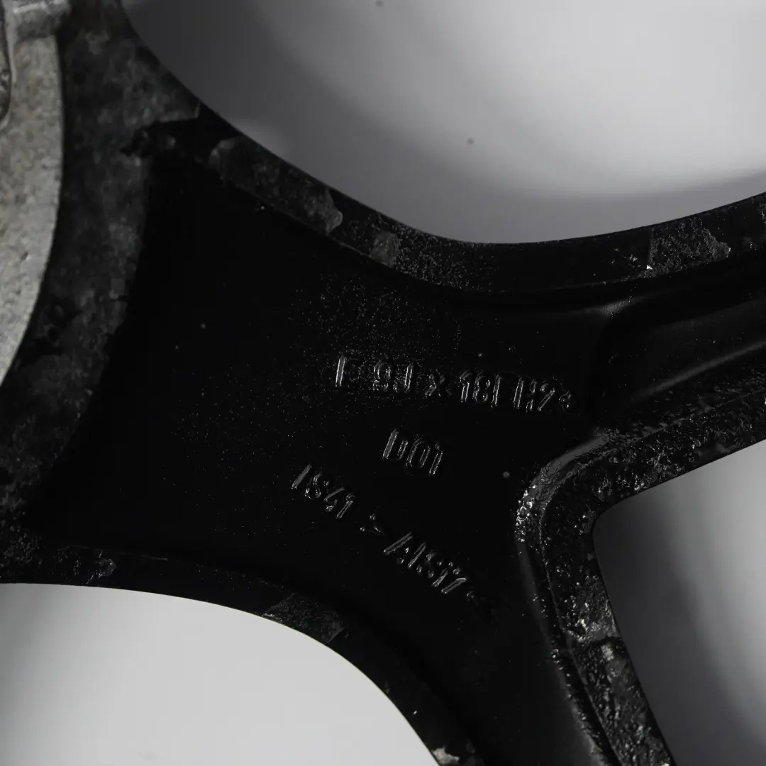 Cerchio in lega posteriore nero 18" a Y 322 ET:41 9J per BMW X1 E84 con numero di parte 6789146 BMW X1 E84 Cerchio in lega posteriore nero 18" a Y 322 ET:41 9J - SKU 6789146-1 - Numero di parte 6789146