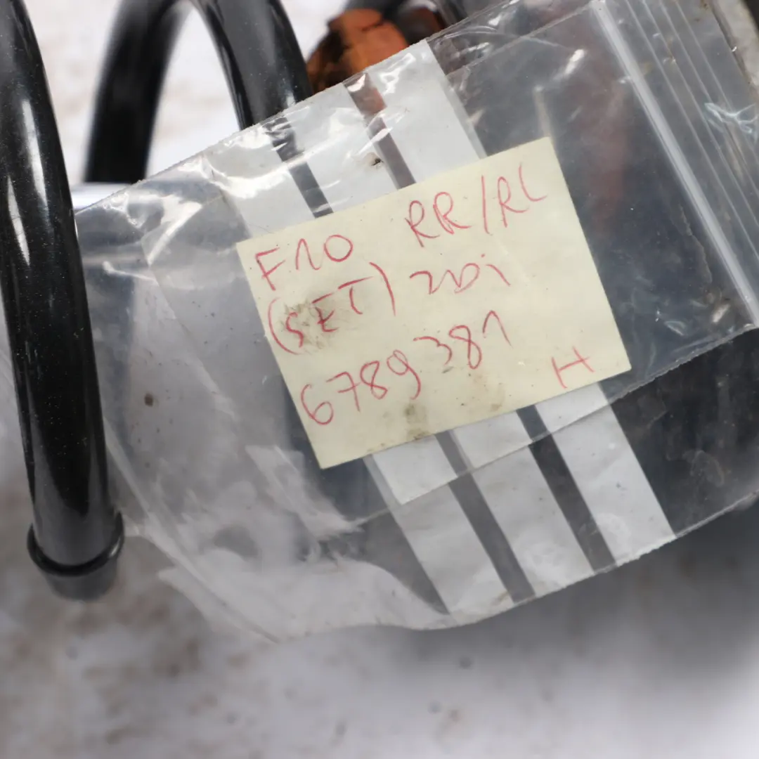 Amortyzator Sprężyna Lewy Prawy Tył Zestaw do BMW F10 M Sport o numerze 6789381 BMW F10 M Sport Amortyzator Sprężyna Lewy Prawy Tył Zestaw - SKU 6789381 - Numer Części 6789381