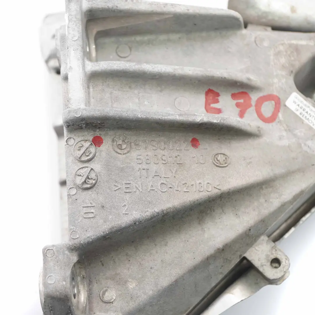 N57 Engine Supporting Bracket Right O/S to BMW X5 X6 Series E70 LCI E71 with Part number 6790026 BMW X5 X6 Series E70 LCI E71 N57 Engine Supporting Bracket Right O/S - SKU 6790026 - Part number 6790026