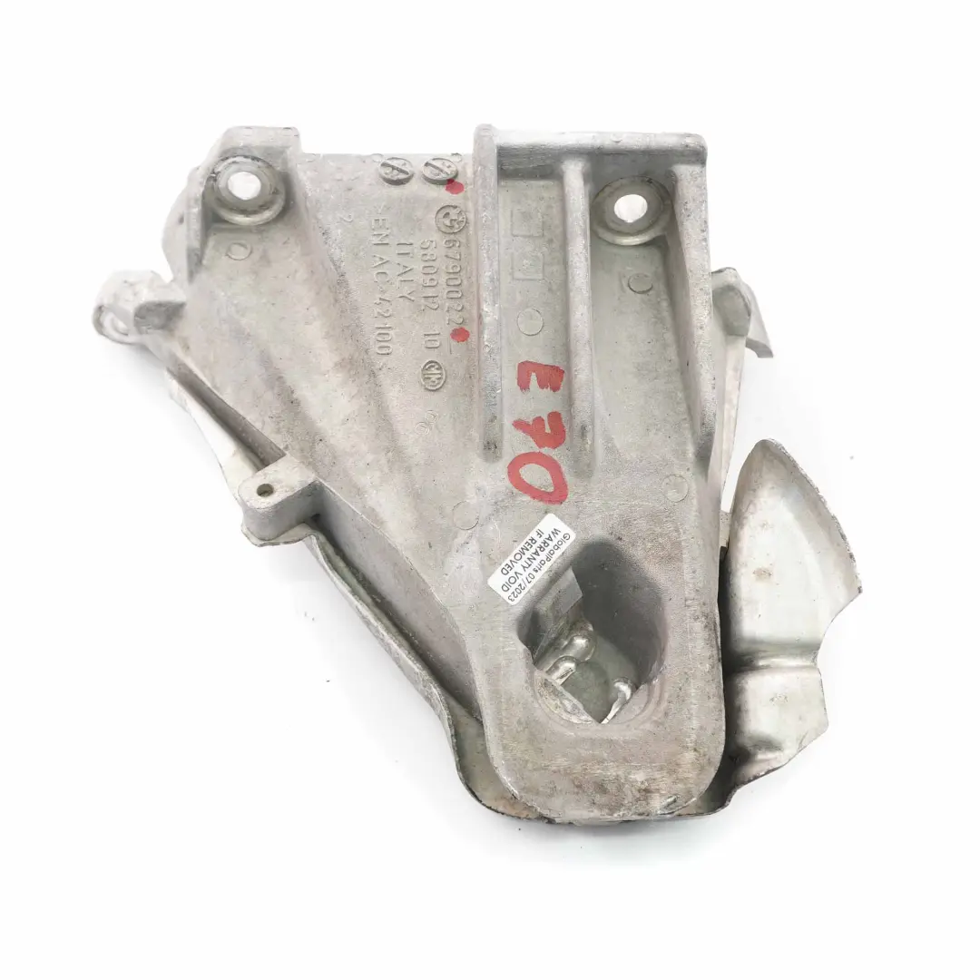 N57 Engine Supporting Bracket Right O/S to BMW X5 X6 Series E70 LCI E71 with Part number 6790026 BMW X5 X6 Series E70 LCI E71 N57 Engine Supporting Bracket Right O/S - SKU 6790026 - Part number 6790026