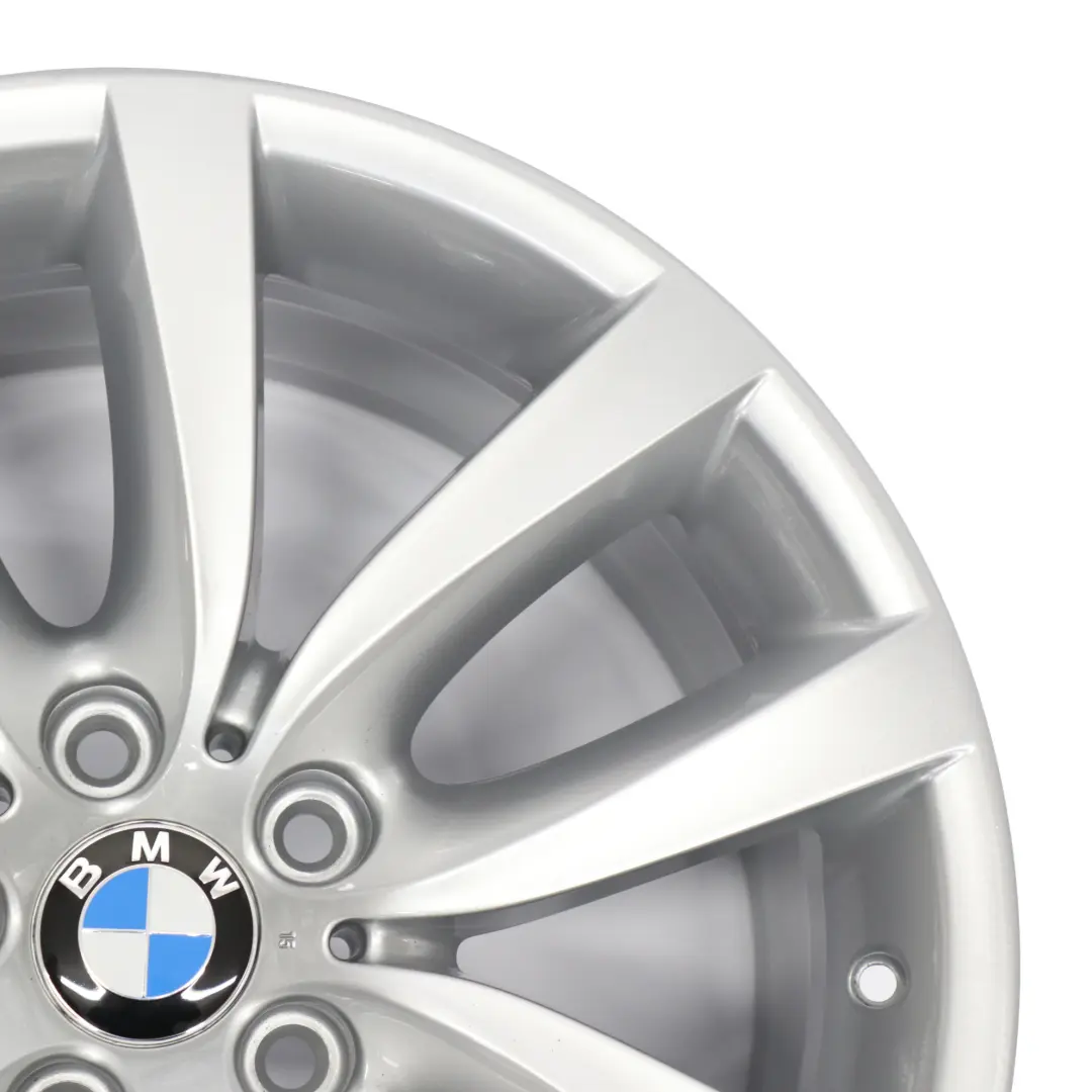 Hinten Silberne Leicht metall felge 19" 9J ET:44 V Speiche für BMW F10 F13 mit Teilenummer 6790179 BMW F10 F13 Hinten Silberne Leicht metall felge 19" 9J ET:44 V Speiche - SKU 6790179 - Teilenummer 6790179
