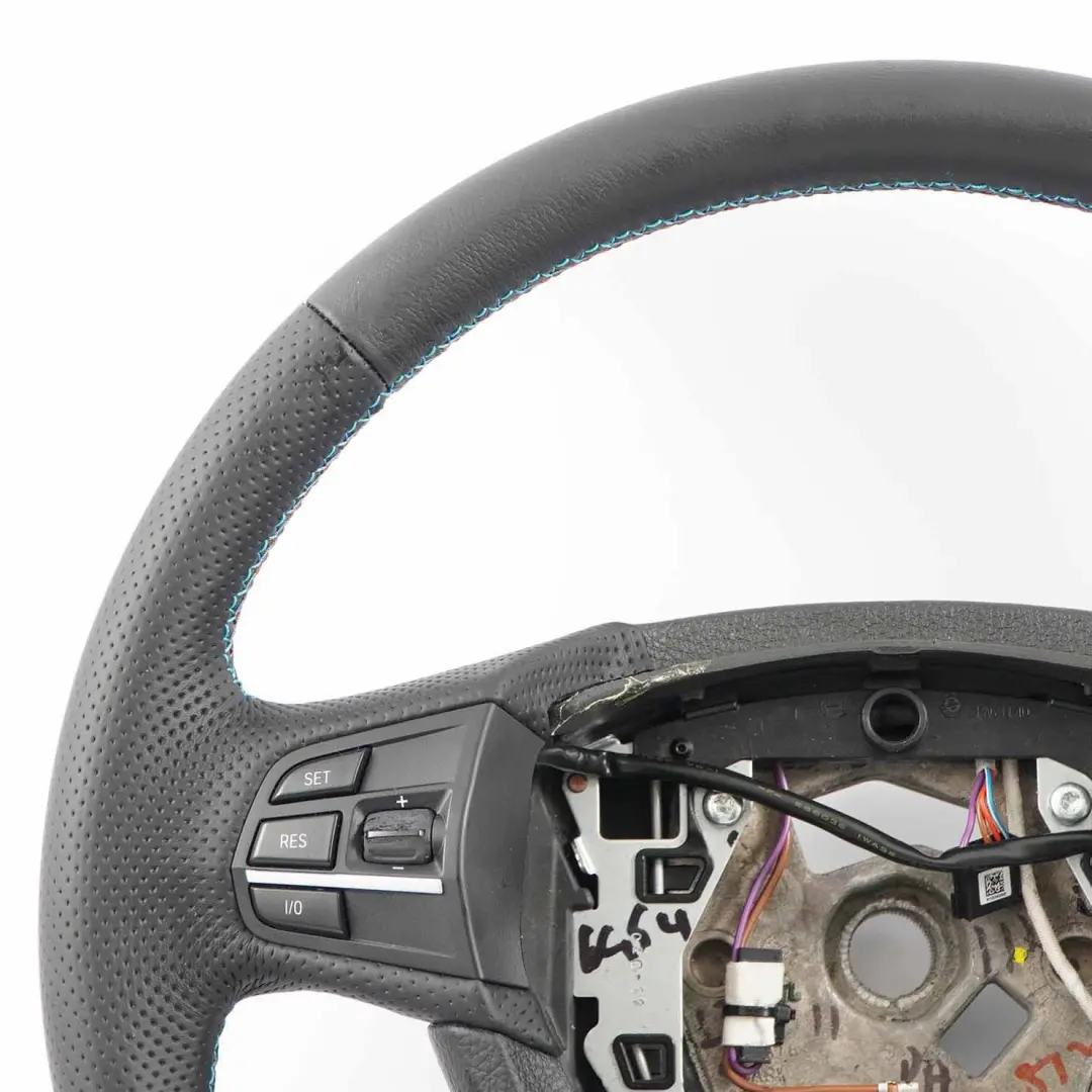 Nuovo Nero Volante In Pelle M-Tricolori Fili per BMW F01 F07 Gt F10 F11 con numero di parte 6790886 BMW F01 F07 Gt F10 F11 Nuovo Nero Volante In Pelle M-Tricolori Fili - SKU 6790886-1 - Numero di parte 6790886