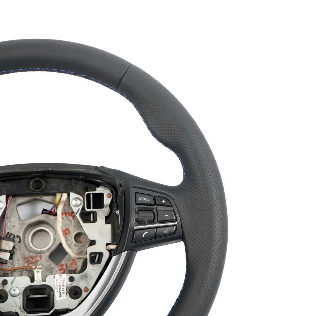 Nuova Pelle Nera Volante Sportivo M-Tricolori per BMW F01 F07 F10 F11 F12 con numero di parte 6790891 BMW F01 F07 F10 F11 F12 Nuova Pelle Nera Volante Sportivo M-Tricolori - SKU 6790891-1 - Numero di parte 6790891