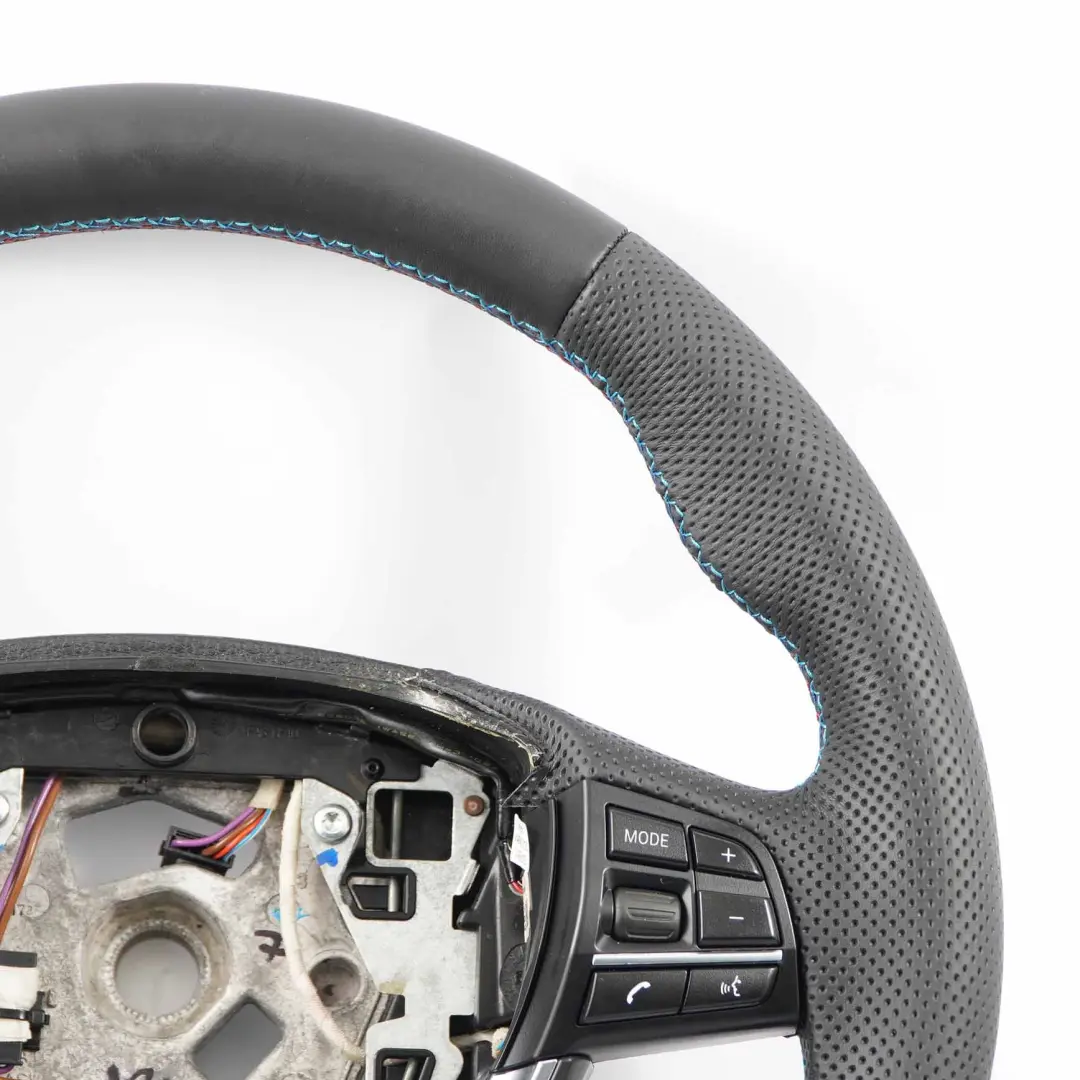 Volante DeportivoBMW F10 F11 F12 F07 GT F01 NUEVO Cuero Negro M-tricolored - SKU 6790891-3 - Número de pieza 6790891
