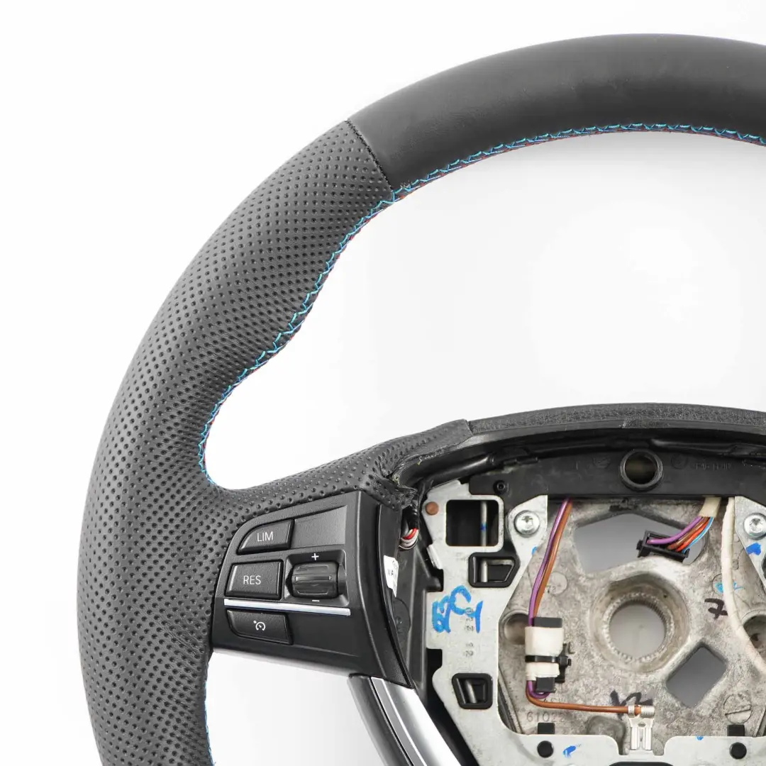 Volante DeportivoBMW F10 F11 F12 F07 GT F01 NUEVO Cuero Negro M-tricolored - SKU 6790891-3 - Número de pieza 6790891
