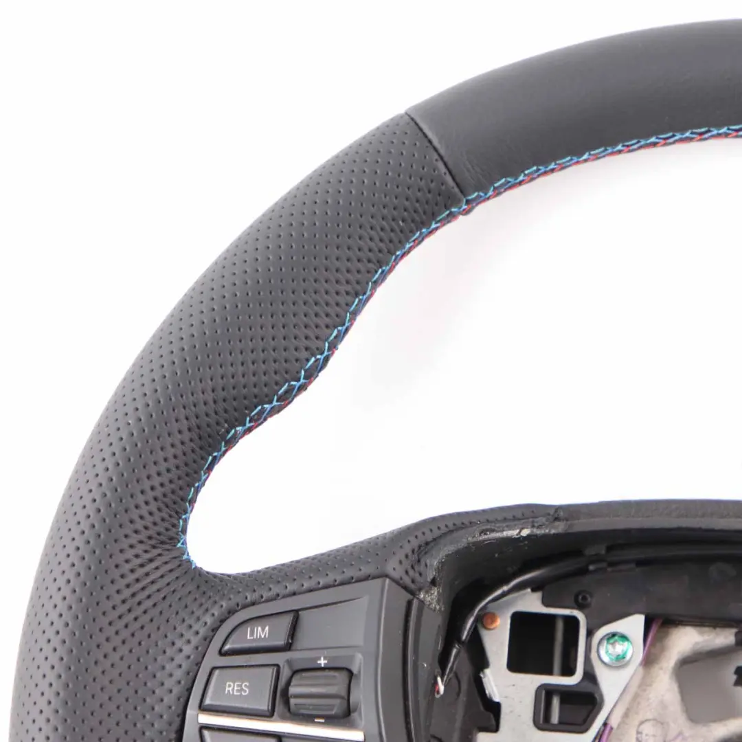 DeportivoBMW F10 F11 F12 F07 GT F01 NUEVO Cuero Negro M-tricolored para Volante con número de pieza 6790891 Volante DeportivoBMW F10 F11 F12 F07 GT F01 NUEVO Cuero Negro M-tricolored - SKU 6790891-3 - Número de pieza 6790891
