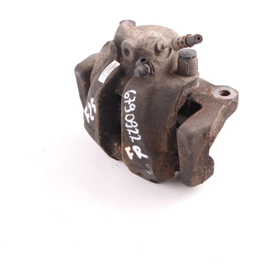 Brake Caliper BMW X3 F25 X4 F26 Front Right O/S Brake Housing Carrier to with Part number 6790922 Brake Caliper BMW X3 F25 X4 F26 Front Right O/S Brake Housing Carrier - SKU 6790922 - Part number 6790922