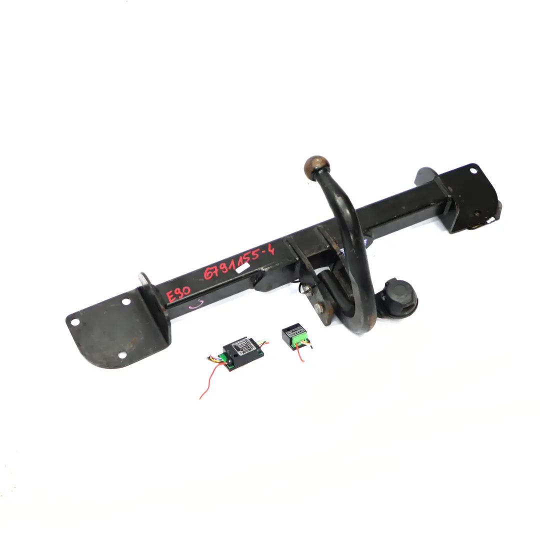 Hak Holowniczy Hak Przyczepy Tow-Trust Towbars do BMW E90 E91 o numerze 6791155 BMW E90 E91 Hak Holowniczy Hak Przyczepy Tow-Trust Towbars - SKU 6791155-4 - Numer Części 6791155