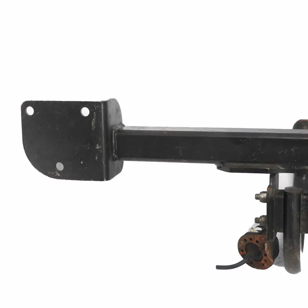 Hak Holowniczy Tylny do BMW E90 o numerze 6791155 BMW E90 Hak Holowniczy Tylny - SKU 6791155-9 - Numer Części 6791155