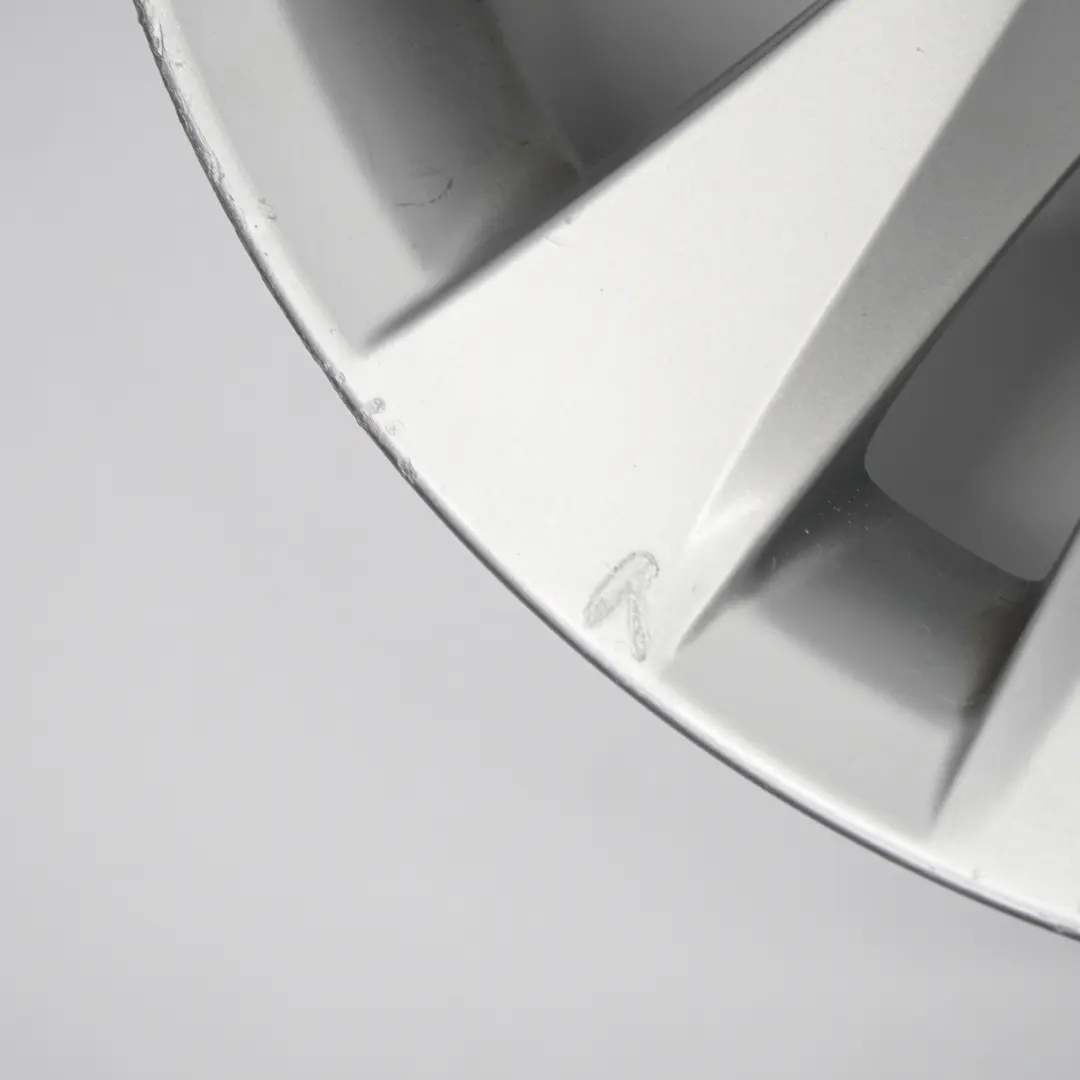 Argento Cerchio in lega V Spoke 338 17" 8J ET:34 per BMW E90 E91 E92 E93 con numero di parte 6791478 BMW E90 E91 E92 E93 Argento Cerchio in lega V Spoke 338 17" 8J ET:34 - SKU 6791478-1 - Numero di parte 6791478