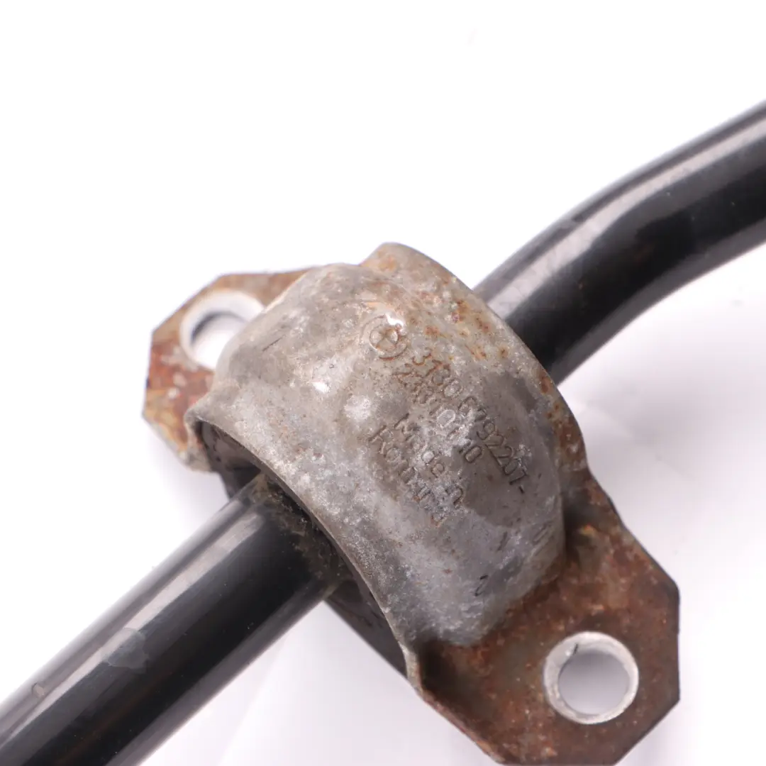 Stabilizzatore BMW F20 Barra antirollio sospensione F30 xDrive 22,5MM per con numero di parte 6792130 Stabilizzatore BMW F20 Barra antirollio sospensione F30 xDrive 22,5MM - SKU 6792130 - Numero di parte 6792130