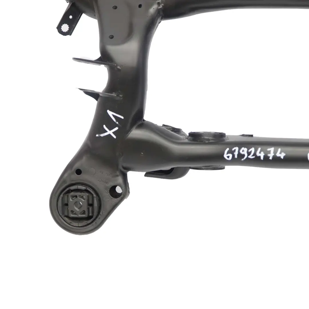 Supporto Asse Posteriore Sottotelaio Sospensione Culla per BMW X1 E84 con numero di parte 6792474 BMW X1 E84 Supporto Asse Posteriore Sottotelaio Sospensione Culla - SKU 6792474 - Numero di parte 6792474