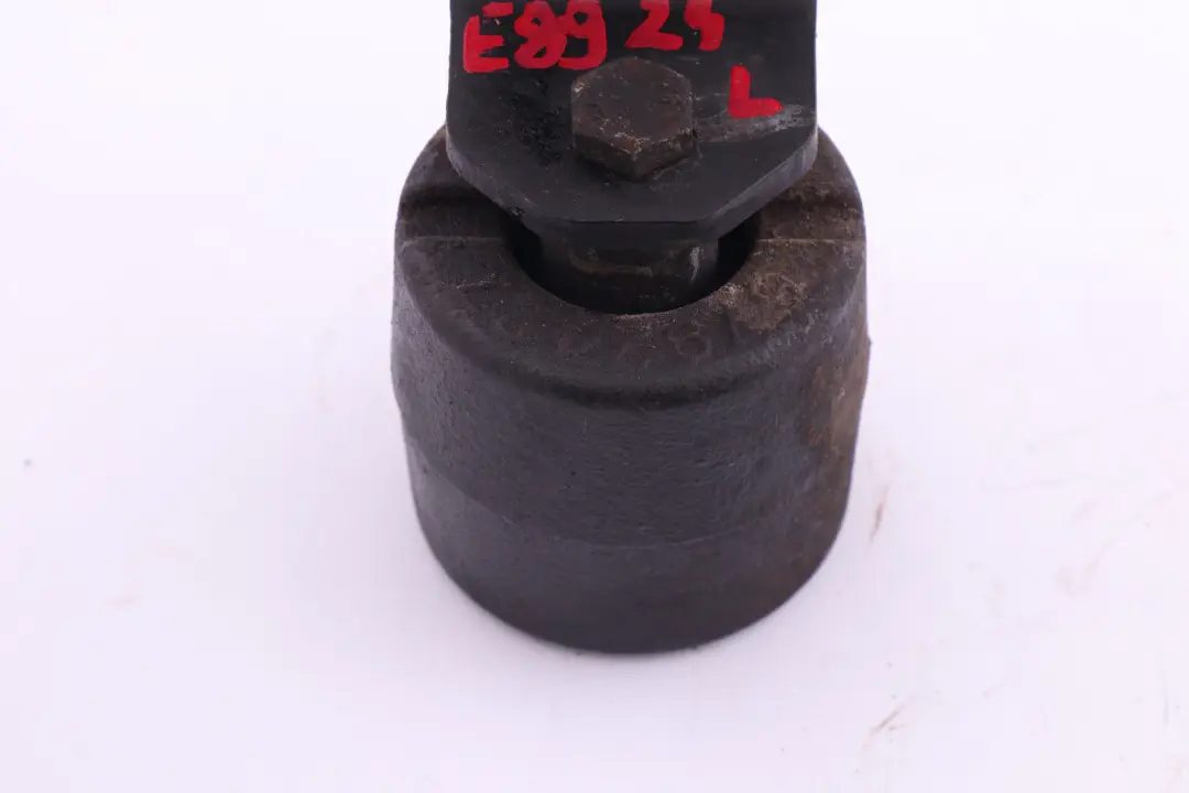 Vibration Absorber Bracket Left N/S to BMW Z4 Series E89 Roadster Cabrio with Part number 6792497 BMW Z4 Series E89 Roadster Cabrio Vibration Absorber Bracket Left N/S - SKU 6792497 - Part number 6792497