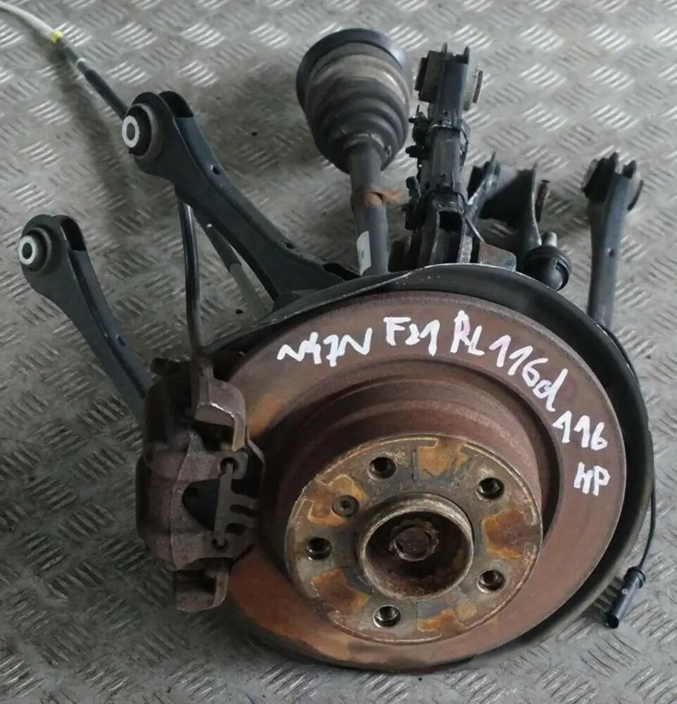 N47N Trasero Izquierdo Pierna Muelle Strut Hub Caliper para BMW F21 116d con número de pieza 6792515 BMW F21 116d N47N Trasero Izquierdo Pierna Muelle Strut Hub Caliper - SKU 6792515-6 - Número de pieza 6792515