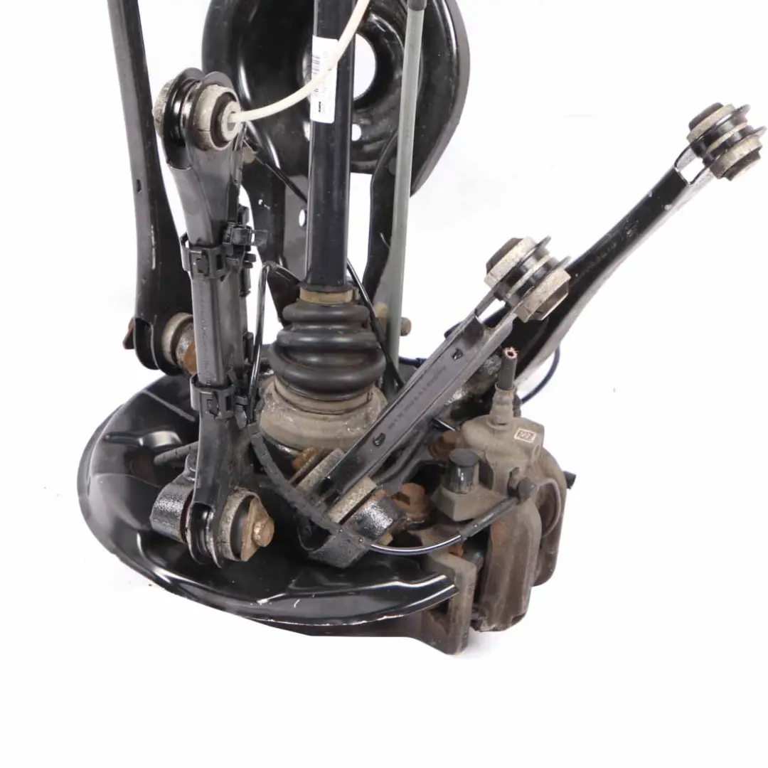 Pivotement Arriere Droite pour BMW F21 116i N13 à propos du numéro de pièce 6792516 BMW F21 116i N13 Pivotement Arriere Droite - SKU 6792516-16 - Numéro de pièce 6792516