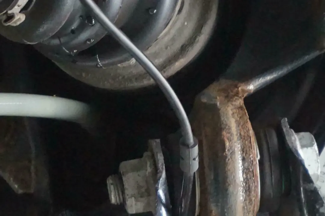 BMW 1 Reihe F21 116d N47N Schwenklager Radträger Bremssattel Hinten Rechts - SKU 6792516-8 - Teilenummer 6792516