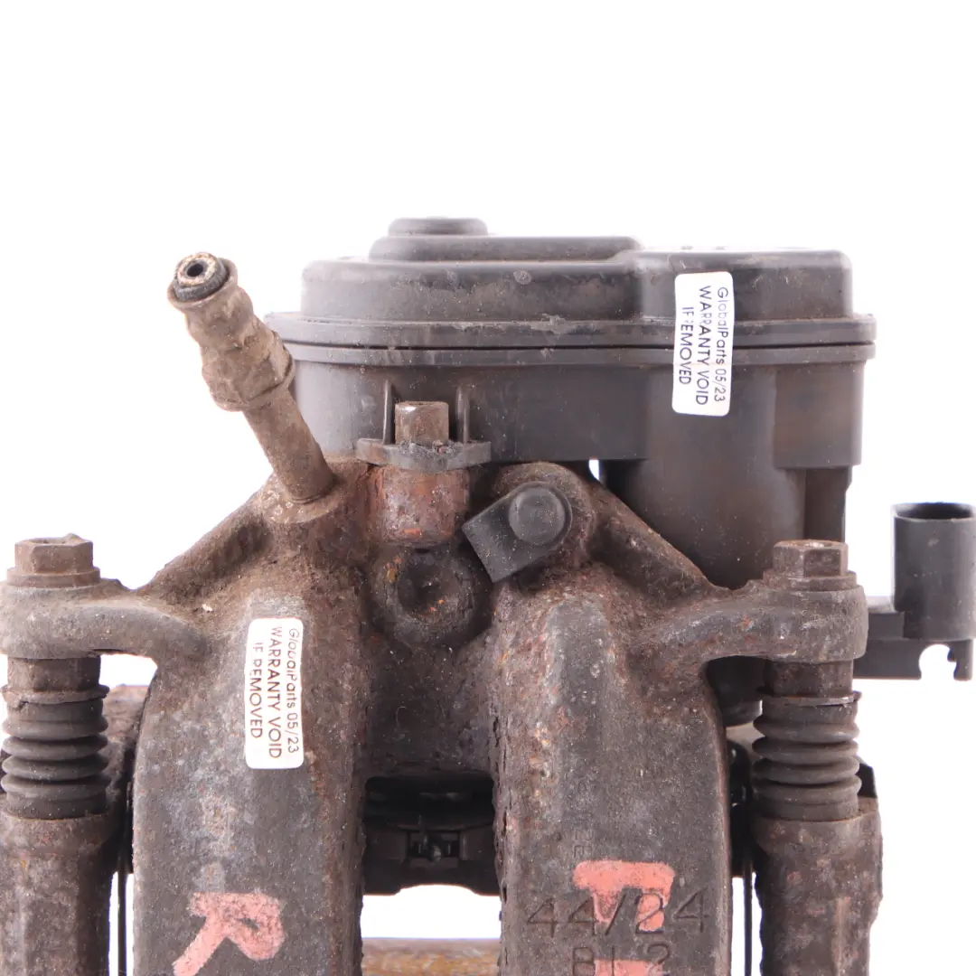 Support de carter arriere droit 44/24 pour BMW F10 F11 à propos du numéro de pièce 6793048 BMW F10 F11 Support de carter arriere droit 44/24 - SKU 6793048-1 - Numéro de pièce 6793048