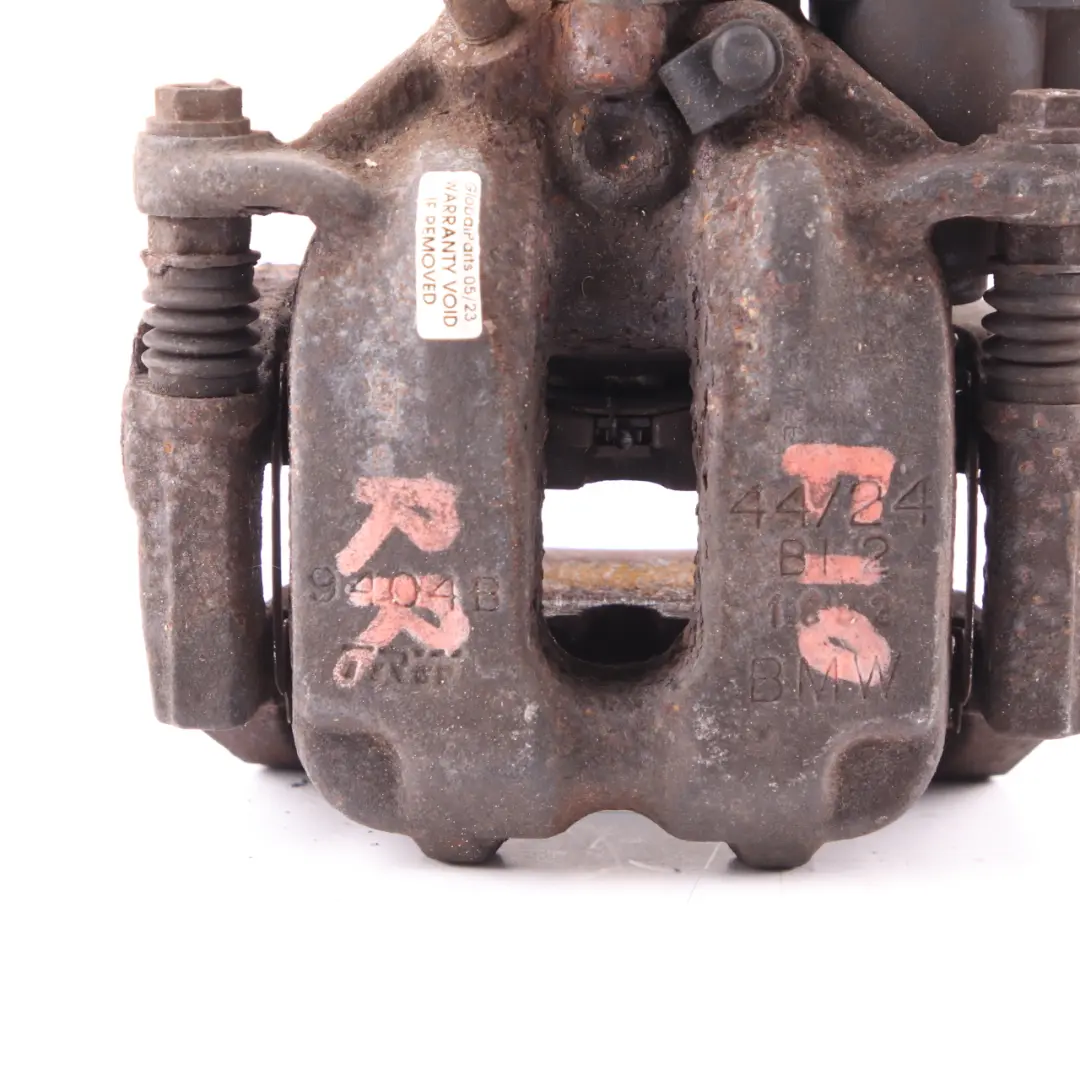 Bremssattelgehäuse Hinten Rechts 44/24 für BMW F10 F11 mit Teilenummer 6793048 BMW F10 F11 Bremssattelgehäuse Hinten Rechts 44/24 - SKU 6793048-1 - Teilenummer 6793048