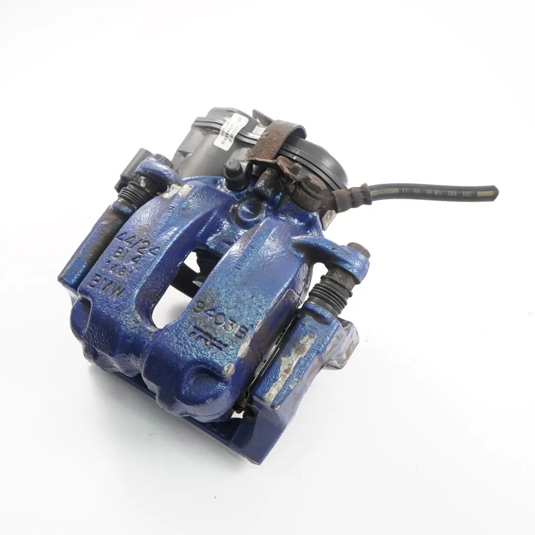 Bremssattelgehäuse Hinten Rechts 44/24 für BMW F10 F11 mit Teilenummer 6793048 BMW F10 F11 Bremssattelgehäuse Hinten Rechts 44/24 - SKU 6793048 - Teilenummer 6793048