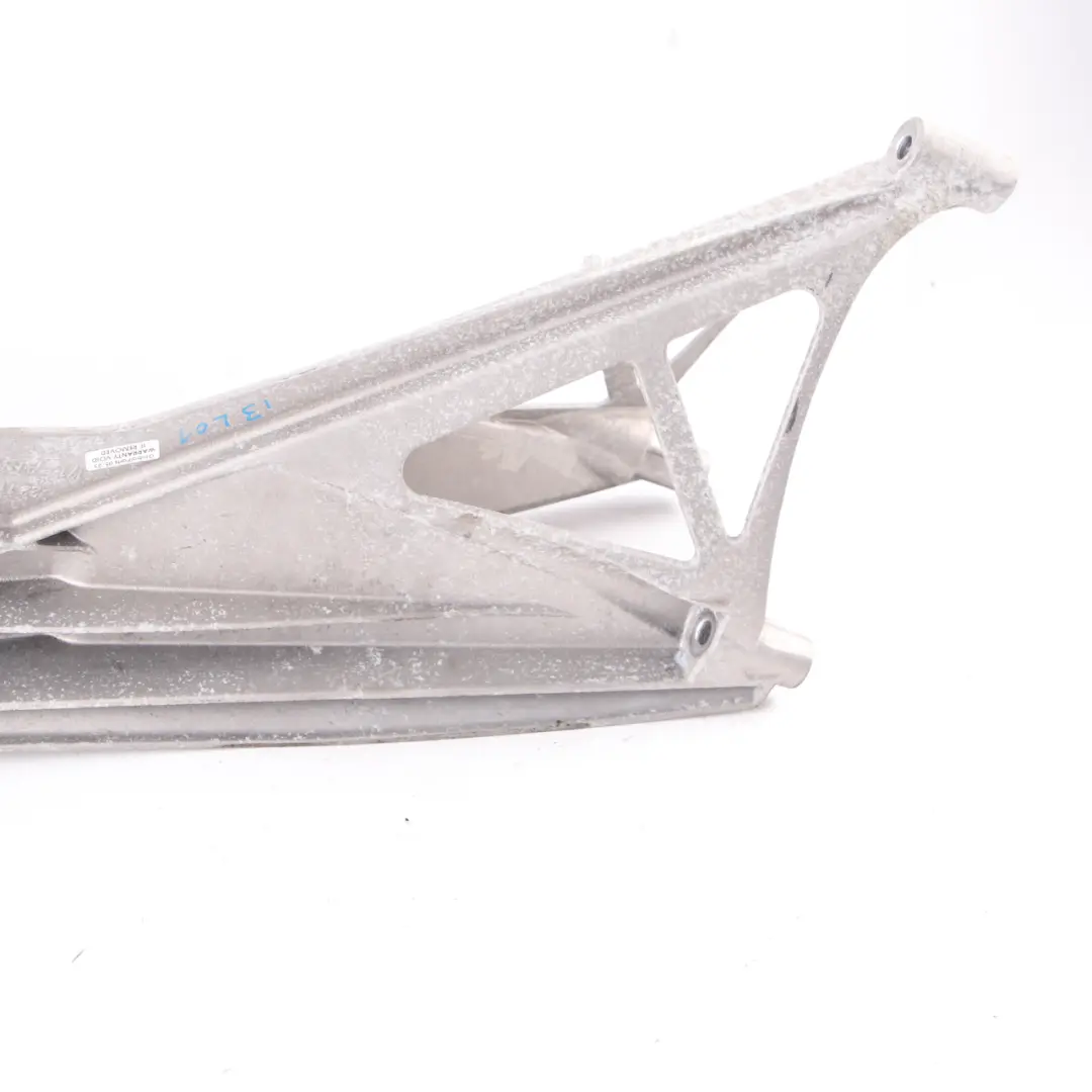 Wspornik Łapa Mocowanie Skrzyni Biegów do BMW i3 I01 o numerze 6793376 BMW i3 I01 Wspornik Łapa Mocowanie Skrzyni Biegów - SKU 6793376 - Numer Części 6793376