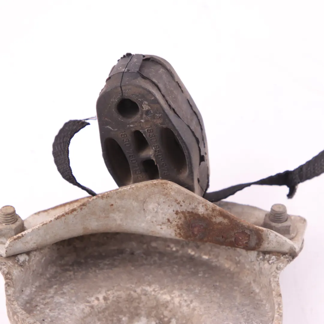 Axle Stopper BMW F01 F07 F10 F11 Plate Rear Left N/S Suspension to with Part number 6793637 Axle Stopper BMW F01 F07 F10 F11 Plate Rear Left N/S Suspension - SKU 6793637 - Part number 6793637